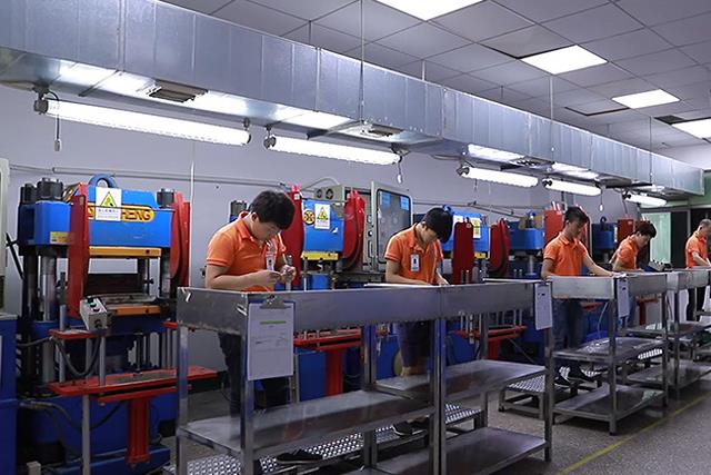 《海原县人民政府》：家门口学技术，稳就业促增收