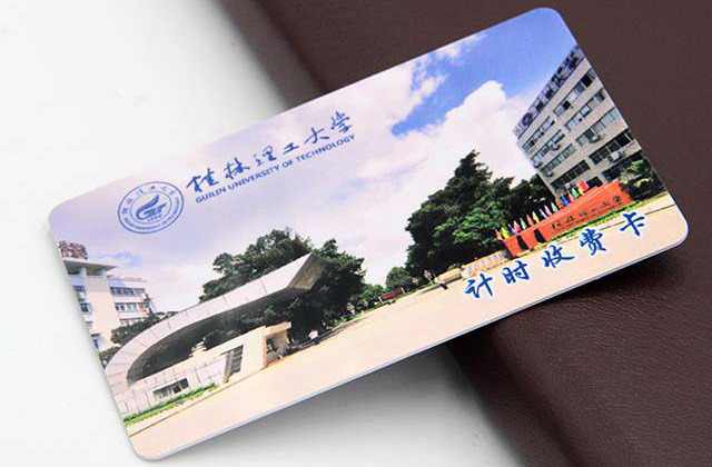 钥匙扣卡给谁带来了千万的纯利润？